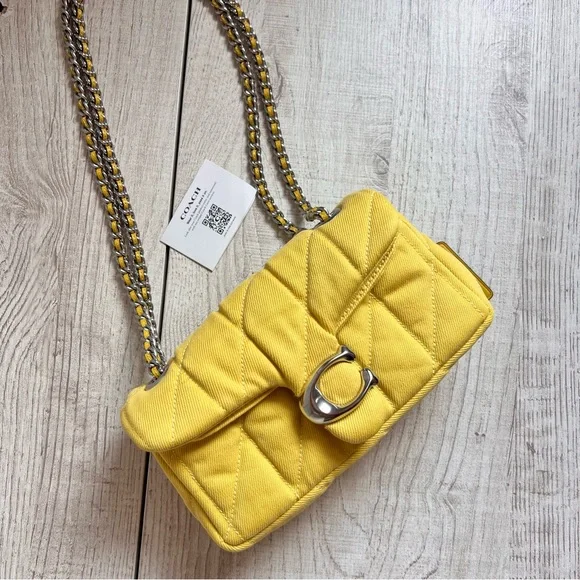 Coach Tabby Shoulder Bag 20 With Quilting Neon - Picture 2 of 12